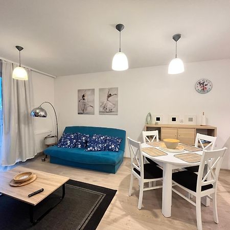 Lazurowy Apartament โควอบเซก ภายนอก รูปภาพ