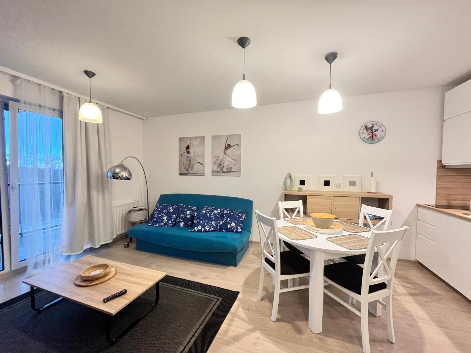 Lazurowy Apartament โควอบเซก ภายนอก รูปภาพ